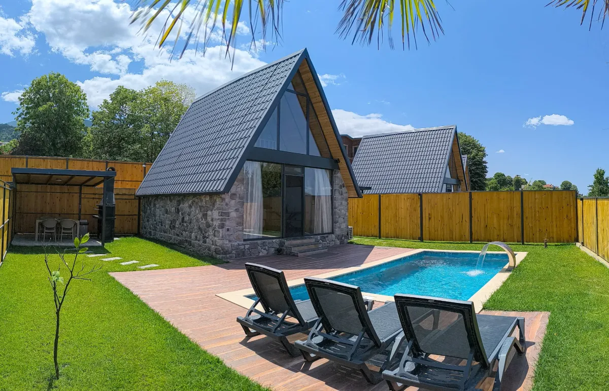 Sapanca Maşukiye Sıcak Havuzlu Bungalov